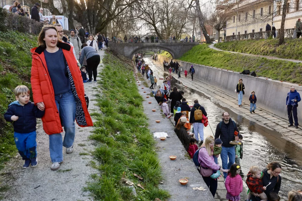 (VIDEO) Gregorčki napovedali prihod pomladi