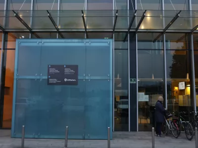 S ciljem pridobiti glasove volilcev velike obljube o davkih