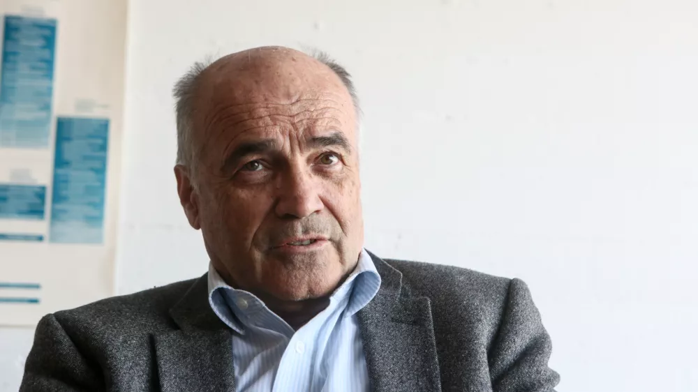 - 03.04.2018 - red. prof. dr. Bogomir Kovač, ekonomist - redni profesor na Ekonomski fakulteti v Ljubljani - //FOTO: Luka Cjuha.