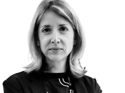 Veronika Rupnik Ženko- Redakcija Dnevnik 2024 - portreti za komentarje in kolumne - kolumnisti - komentatorji &ndash; novinarji - portret //FOTO: Luka Cjuha