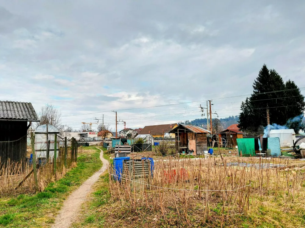 V Medvodah namesto brezplačnih vrtički v najem