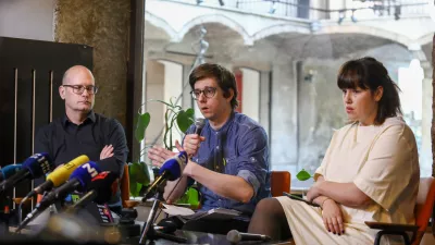 Borut Mekina novinar Mladina, Filip Dobranić in Nika Kovač 8 marec16.3.2026 - poročilo o dejavnosti tuje obveščevalne agencije v Sloveniji pred parlamentarnimi volitvami.Na tiskovni konferenci bodo poročilo prestavili Nika Kovač iz Inštituta 8. marec, Borut Mekina, novinar Mladine, Filip Dobranić, raziskovalec socialnih omrežij, in Achiya Schatz, komunikacijski strokovnjak za digitalno manipulacijoFoto: Luka Cjuha