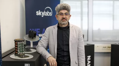 10.3.2026 - Tomaž Rotovnik je direktor podjetja Skylabs, ki je ena gonilnih sil razvoja vesoljske industrije v Sloveniji.Foto: Luka Cjuha / Foto: Luka Cjuha