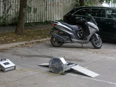 11.7.2025 - policija, nadzor prometa, lahka motorna vozila, skuter, moped, varnost v prometruFoto: Luka Cjuha