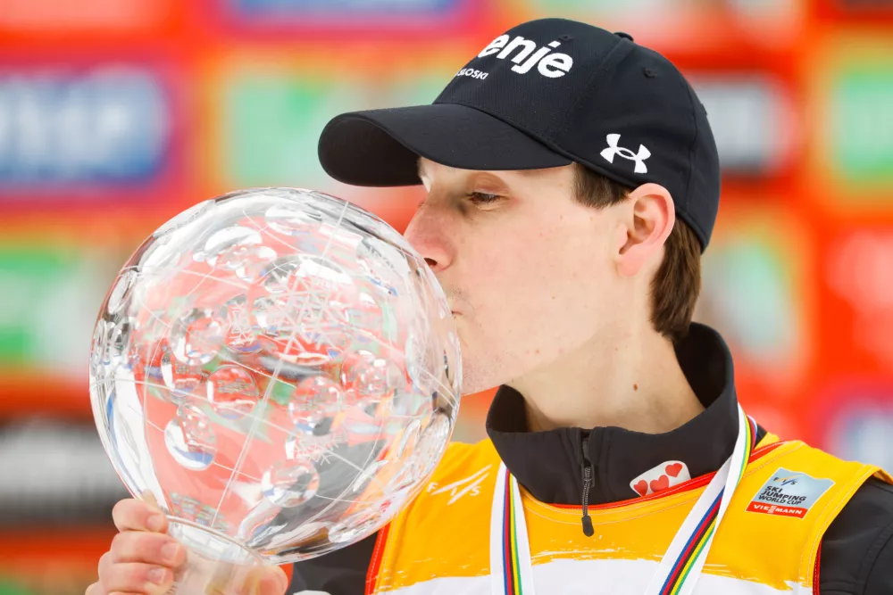 Kranjska gora, Planica. Finale svetovnega pokala v smucarskih skokih s posamicno tekmo.Smucarski skakalec Domen Prevc. / Foto: Anze Malovrh/sta