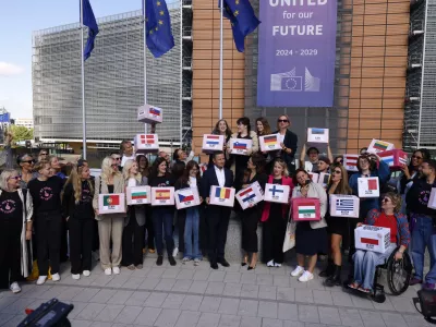 Belgija, Bruselj.Danes so predstavniki gibanja My Voice, My Choice Evropski komisiji uradno predali 1.124.513 preverjenih podpisov Evropske drzavljanske pobude (ECI) My Voice, My Choice: za varen in dostopen splav. Foto: Crt Piksi