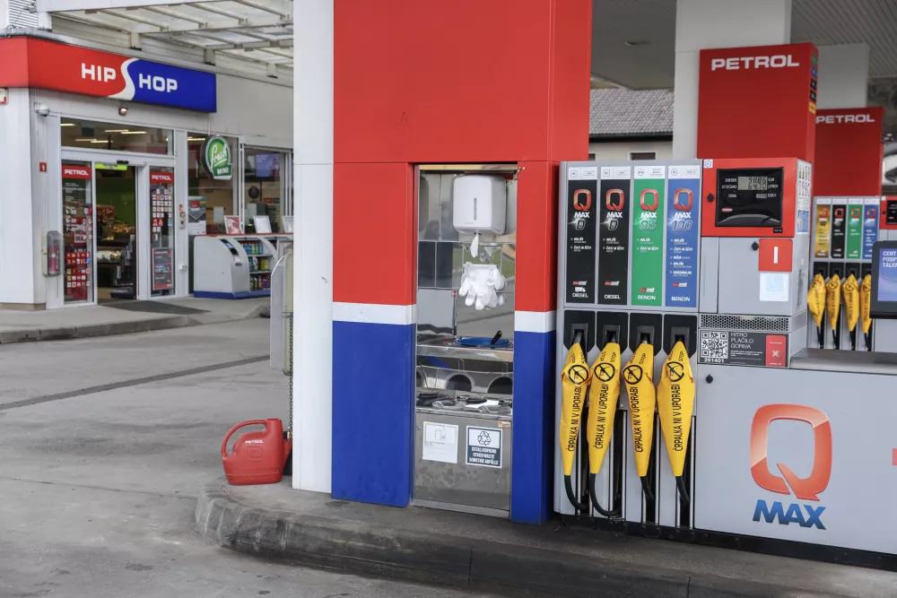 - 14.03.2026 - nedelujoča bencinska črpalka, kriza z nafto, gorivo, nafta, Petrol//FOTO: Jaka Gasar / Foto: Jaka Gasar