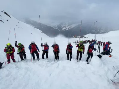 Rescuers search on the site where an avalanche broke loose in Val Ridanna, in Alto Adige, northern Italy, engulfing a group of 10 skiers Saturday, March 21, 2026. (Italian Alpine the National Alpine and Speleological Rescue Corps Trentino Via AP)