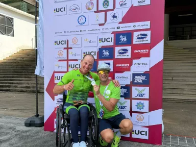 Zadovoljna Anej Doplihar in njegov trener Njegov trener Ale&scaron; Suhadolnik. Foto: Zsis.si