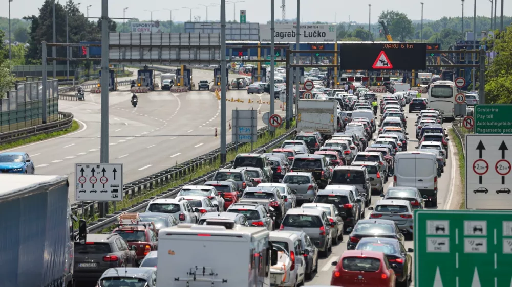 01.05.2025., Zagreb - Guzve na Luckom u smjeru mora prije ulaska na autocestu A1. Photo: Luka Stanzl/PIXSELL