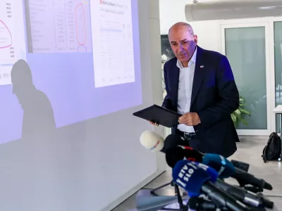 24.03.2026. Tiskovna konferenca SDS o volilnih prevarah. Janez Jan&scaron;a. foto: Bojan Velikonja