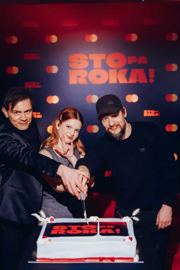 Gluha igralka gledali&scaron;ke uspe&scaron;nice