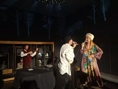 Otvoritveni večer Kavč festivala. Foto: Mirha Demić