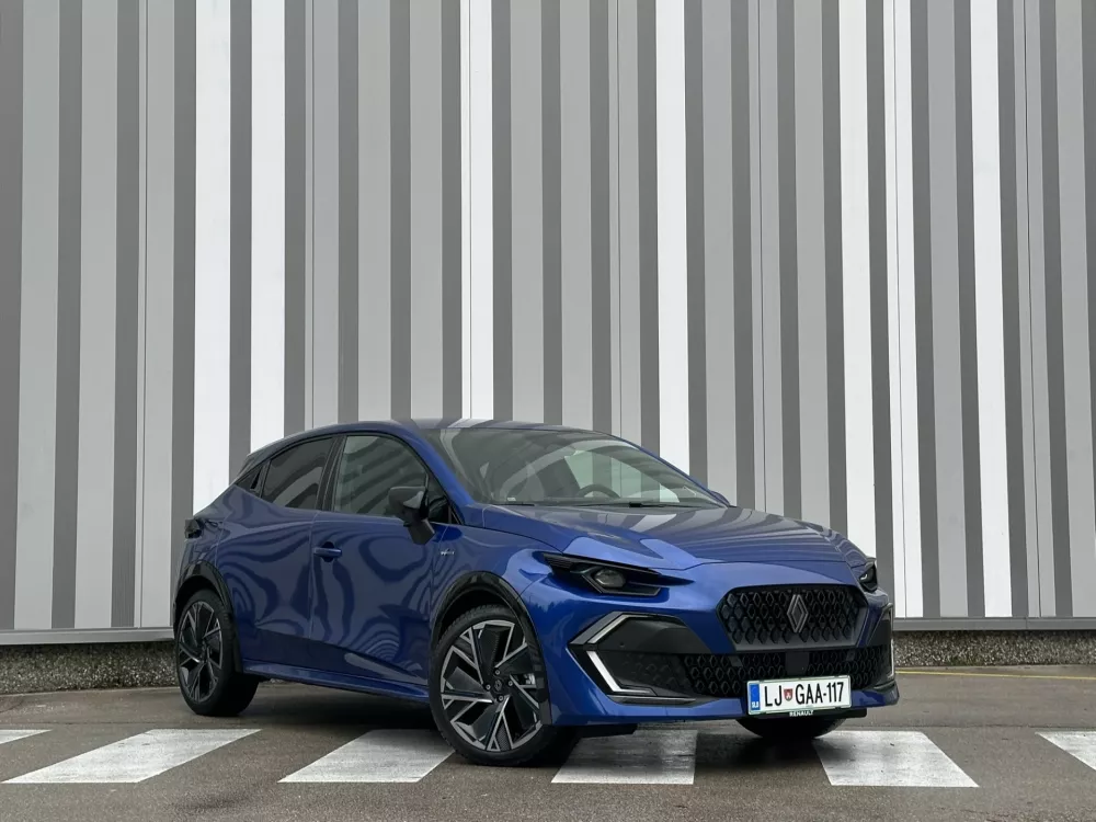 Novi renault clio bo poskrbel, da se bodo za njim obračali pogledi. / Foto: Matjaž Terzič