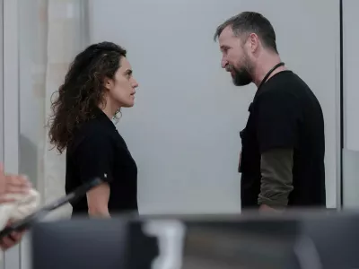 17-4-2026TV series 'The Pitt' season 2 finale Pictured: Noah Wyle Sepideh Moafi,Image: 1092173705, License: Rights-managed, Restrictions:, Model Release: no / Foto: Profimedia