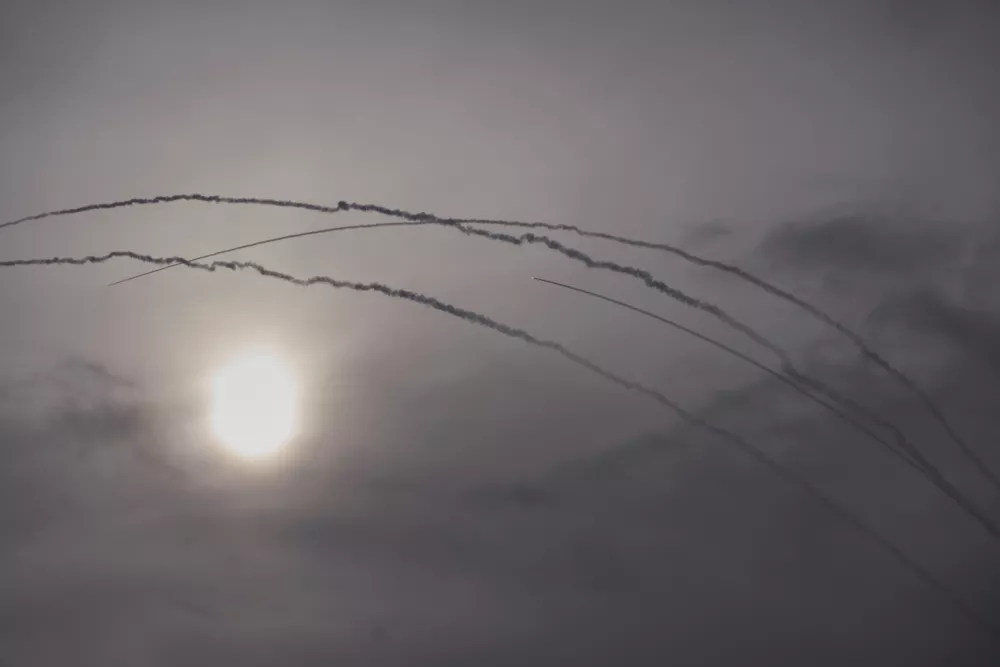 Israeli Iron Dome air defense system fires to intercept missiles from Iran over Tel Aviv, Israel, Thursday, March 26, 2026. (AP Photo/Ohad Zwigenberg) ADDITION: Adding that the missiles came from Iran.
