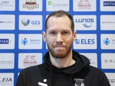 Tine Urnaut- 25.02.2026 - novinarska konferenca OZS pred turnirjem elitne svetovne lige narodov v Stožicah//FOTO: Jaka Gasar