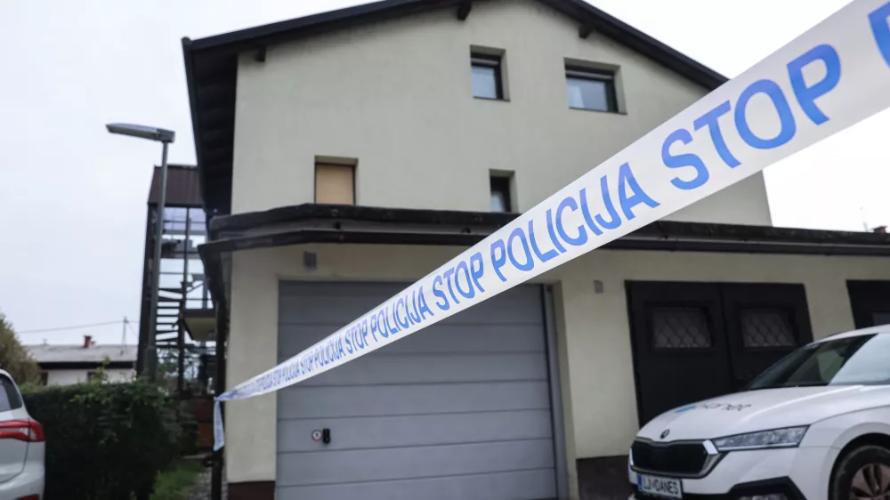 - 30.09.2025 - hi&scaron;na preiskava pri Ale&scaron; Hojs - policija//FOTO: Jaka Gasar