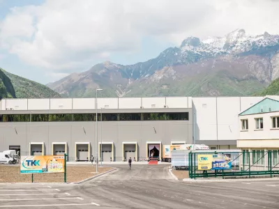 TKK srpenica, kemična industrija, logistični center