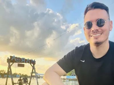 Sandro Castro je znan kot zvezda družbenih omrežij, pa tudi po razko&scaron;nem življenju. F instagram Sandra Castra