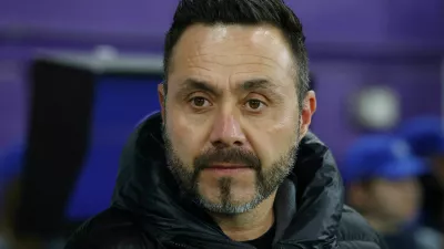 FILE PHOTO: Soccer Football - UEFA Champions League - Union Saint-Gilloise v Olympique de Marseille - Stade Joseph Marien, Brussels, Belgium - December 9, 2025 Olympique de Marseille coach Roberto De Zerbi before the match REUTERS/Yves Herman/File Photo