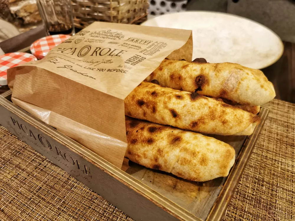 Picarole, Hi&scaron;a Pod Gradom