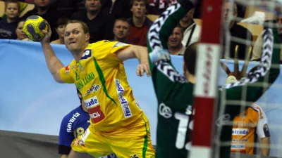 Eduard Koksarov. - rokomet - Celje Pivovarna La&scaron;ko: Croatia osiguranje Zagreb, liga prvakov, mo&scaron;ki - glavni del, 2. krog: skupina 2: - rokometa&scaron;i Celja Pivovarne La&scaron;ko so doma izgubili proti Croatii osiguranju iz Zagreba z 22:25 (11:16)./FOTO: Bojan VelikonjaOPOMBA: ZA OBJAVO V ČASOPISU DNEVNIK