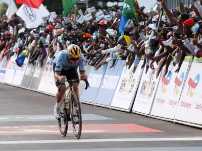 Cycling - Road World Championships 2025 - Kigali, Rwanda - September 28, 2025 Belgium's Remco Evenepoel in action during the Men's Elite Road Race REUTERS/Jean Bizimana