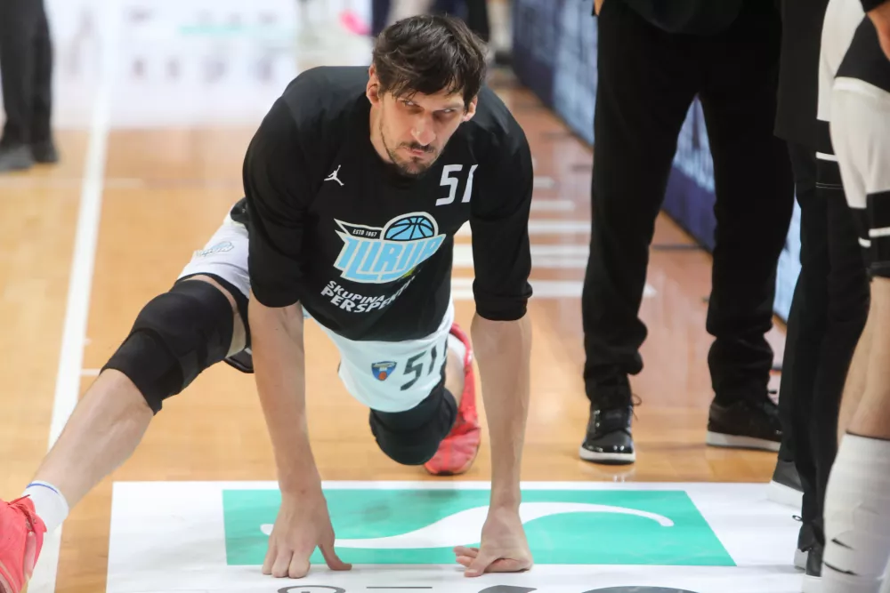 - Boban Marjanović,-13.12.2025. - Ko&scaron;arkarska tekma Ilirija - Budućnost v ligi ABA.//FOTO: Bojan Velikonja / Foto: Bojan Velikonja