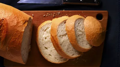 Tudi trda štruca lahko zaživi novo življenje. / Foto: Istock