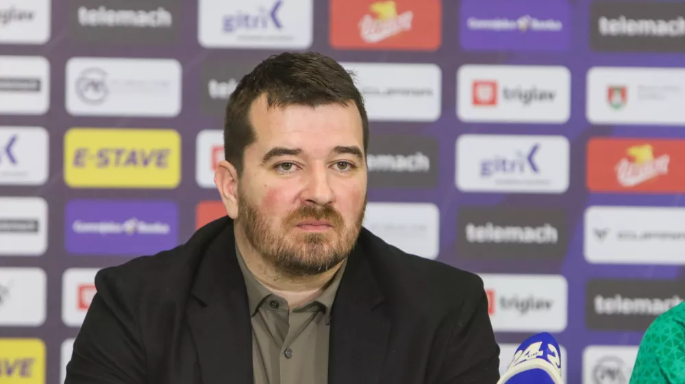 - &scaron;portni direktor Goran Boromisa,- 10.01.2025. - Novinarska konferenca NK Olimpije pred odhodom na priprave v &Scaron;panijo.//FOTO: Bojan Velikonja