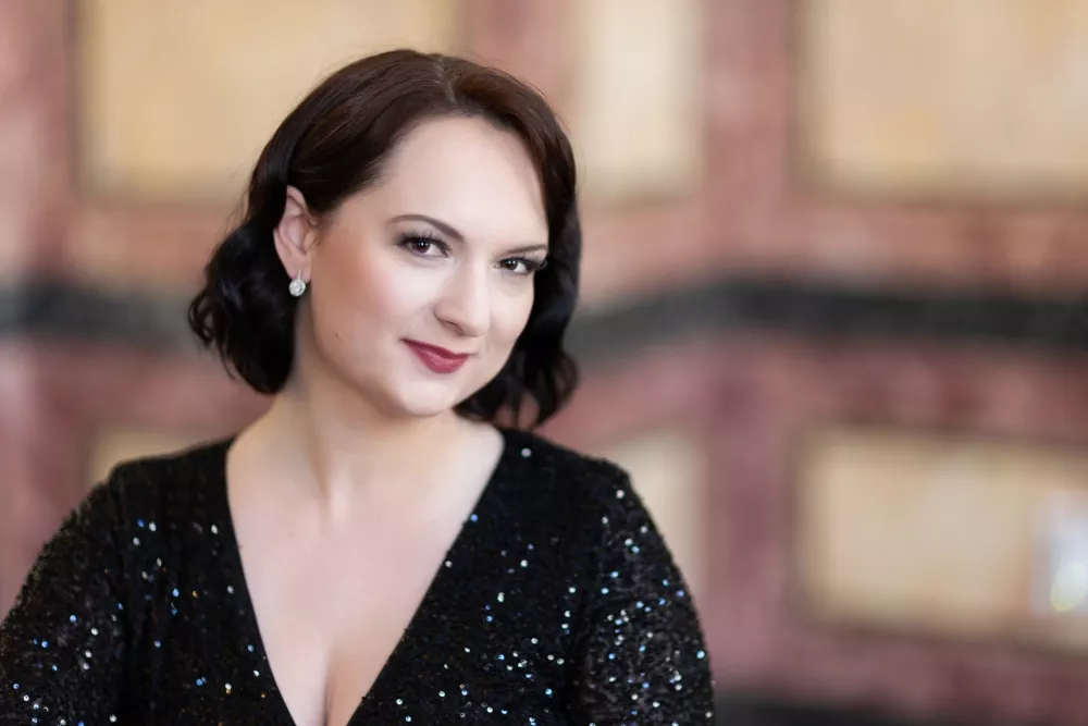 Med obletnicami in sodobnimi tokovi