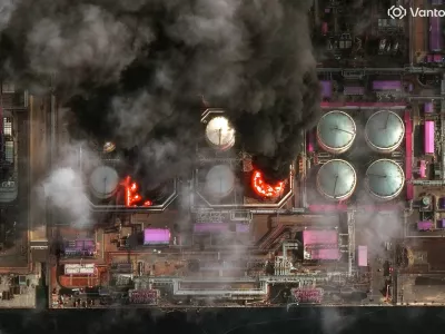 A satellite near-infrared image shows smoke rising from oil storage tanks at Russia's Baltic Sea port of Ust-Luga, which was struck multiple times in Ukrainian attacks, in Ust-Luga, Russia March 29, 2026. Vantor/Handout via REUTERS  THIS IMAGE HAS BEEN SUPPLIED BY A THIRD PARTY. NO RESALES. NO ARCHIVES. MANDATORY CREDIT. DO NOT OBSCURE LOGO.