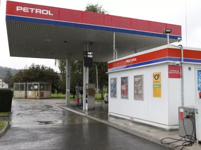 16.09.2025. Črpalka Petrol, kjer je tudi po&scaron;ta v Dobrunjah. Foto: Bojan Velikonja 