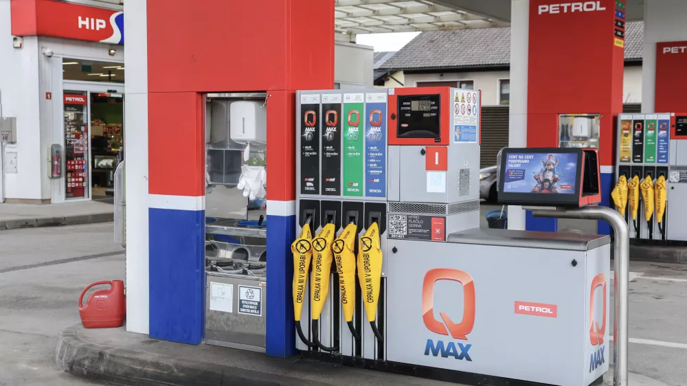 - 14.03.2026 - nedelujoča bencinska črpalka, kriza z nafto, gorivo, nafta, Petrol//FOTO: Jaka Gasar