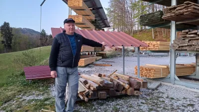 Mladen Lapanja, krovec, Cerkljanska / Foto: Nata&scaron;a Bucik Ozebek
