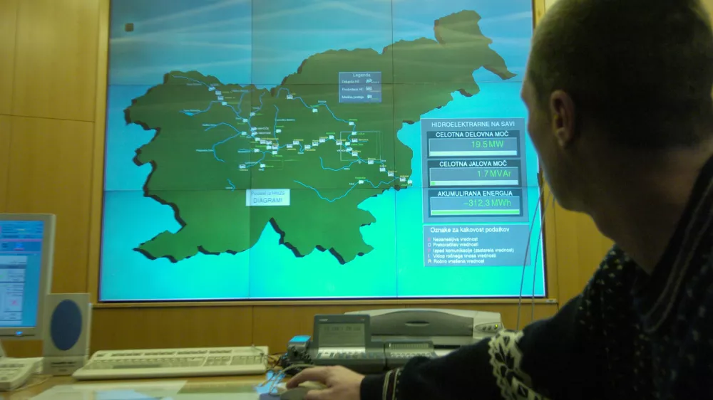 HE Medvode - Hidroelektrarna Medvode, nadzorna soba - savske elektrarne