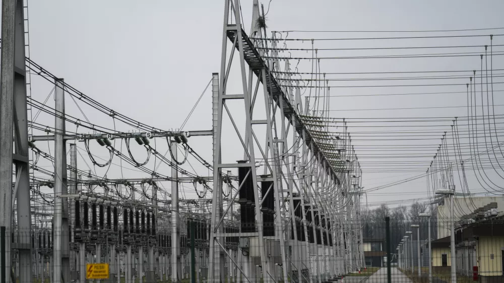 Križi in težave pri vstopu slovenske energetske borze BSP SouthPool na Hrva&scaron;ko