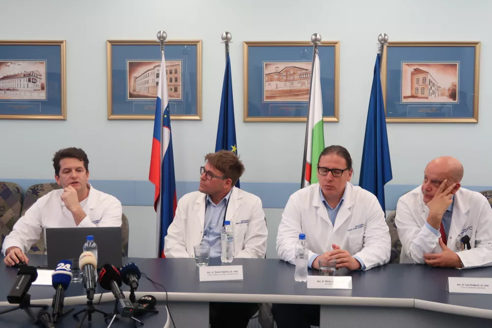 Ljubljana, UKC Ljubljana.Novinarska konferenca o robotski kirurgiji v Sloveniji v okviru 4. ljubljanskega simpozija robotske kirurgije.Foto: UKC Ljubljana