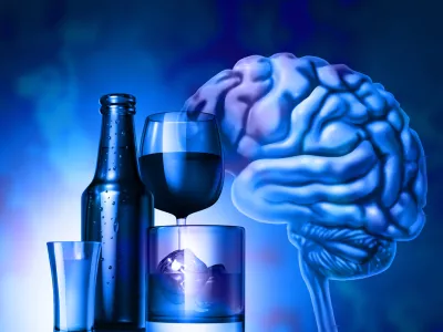 Alcohol Brain Health Risk and Drinking cognitive Danger concept as beer wine and spirits alcoholic glasses and bottle as a medical risk on the neurology as dementia memory loss and Alzheimers. / Foto: Wildpixel Getty Images