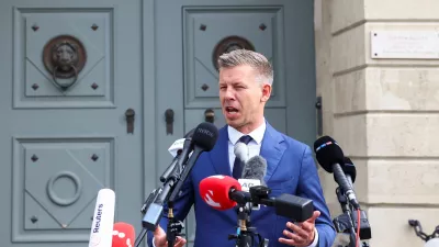 Election winner Peter Magyar, leader of the opposition Tisza Party speaks to the media on the day of a meeting with Hungary's President Tamas Sulyok after the parliamentary election, at Sandor Palace in Budapest, Hungary, April 15, 2026. REUTERS/Bernadett Szabo