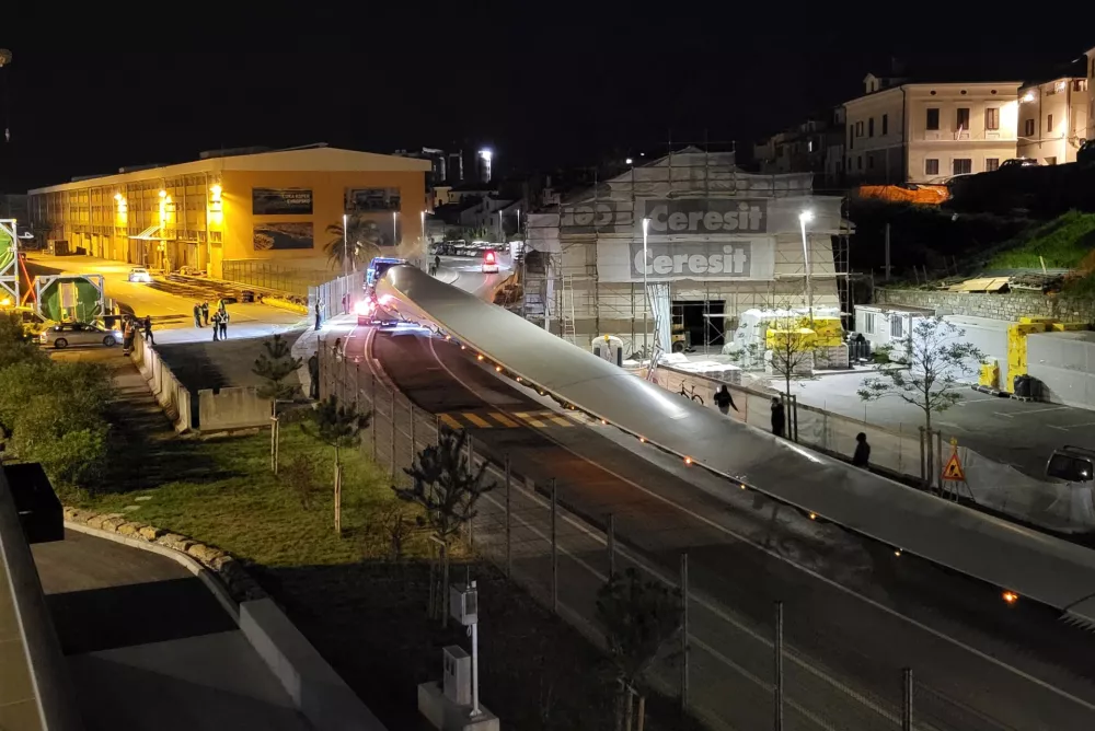 elise vetrna elektrarna vetrnica prevoz koper / Foto: Katja Gle&scaron;čič 