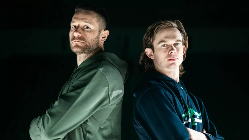 Ljubljana, Hala Tivoli.Nova hokejista HK Olimpija Ljubljana Jan Urbas in Ziga Jeglic.Foto: Domen Jancic