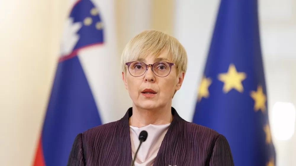 Ljubljana, predsedniska palaca.Izjava za medije predsednice republike Natase Pirc Musar po neformalnih pogovorih s predsednico in predsedniki strank, ki so se po neuradnih izidih parlamentarnih volitev uvrstile v DZ.