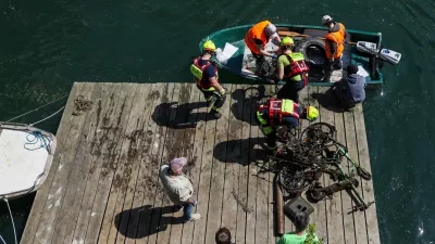 18.04.2026. Či&scaron;čenje Ljubljanice. Bojan Velikonja