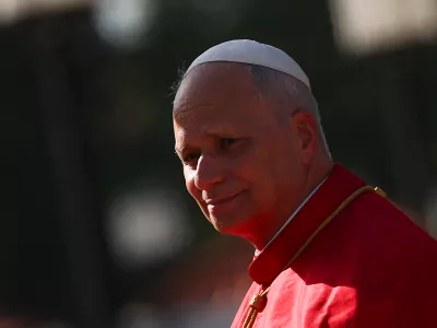 Pope Leo XIV arrives at the Presidential Palace for his meeting with Angola's President Joao Lourenco in Luanda, Angola, Saturday April 18, 2026. (Guglielmo Mangiapane/Pool Photo via AP)