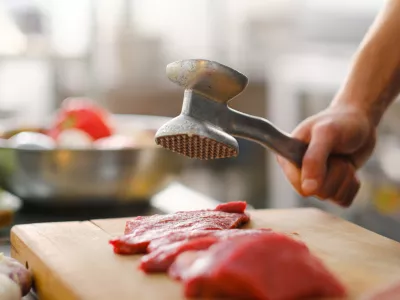 Preglasno je tolkel &hellip; 