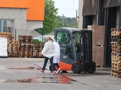 Hrpelje.Proizvodna hala podjetja Marinblu.