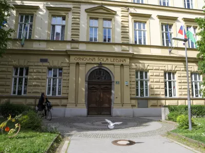 Najstarej&scaron;a &scaron;ola v mestu: že 170 let na krilih ledincev