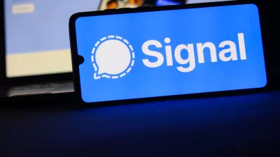 Signal logo is displayed on a mobile phone screen for illustration photo. Krakow, Poland. On April, 20th, 2026. (Photo by Beata Zawrzel/NurPhoto)NO USE FRANCE